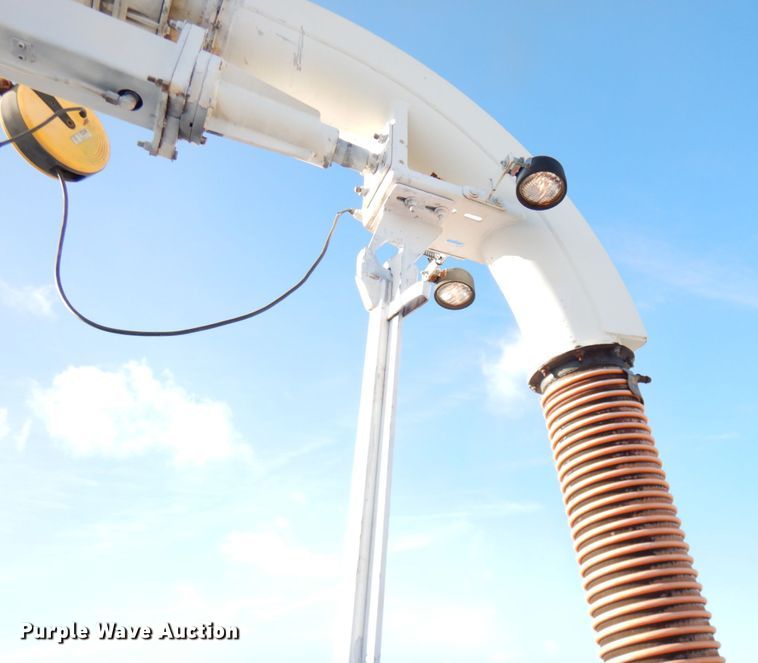 image for item IO9685 2004 International 7600  sewer jetter truck