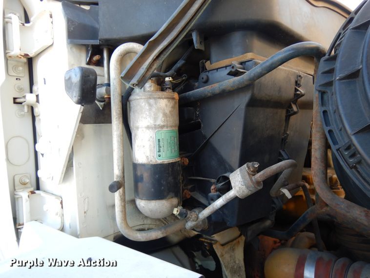 image for item IO9685 2004 International 7600  sewer jetter truck