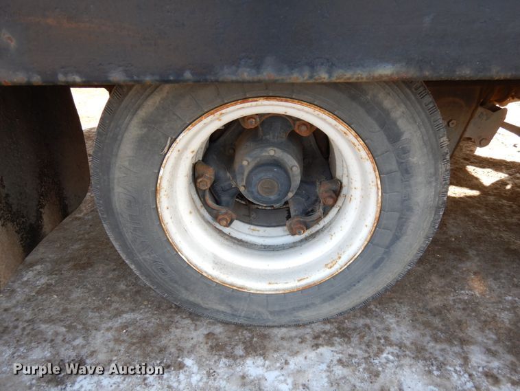 image for item IO9686 1994 Felling  equipment trailer