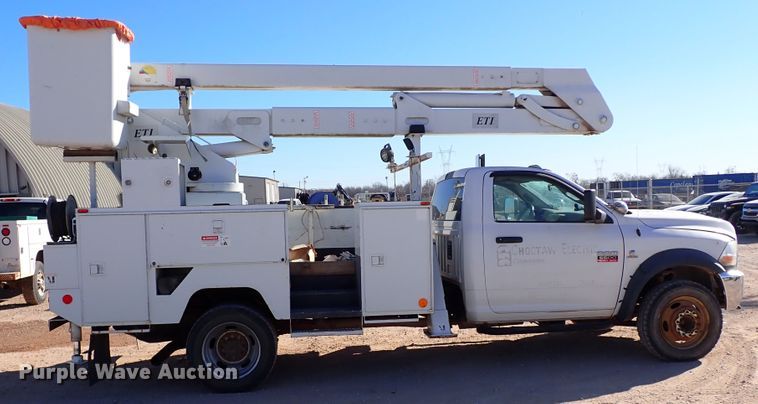 image for item IS9407 2011 Dodge Ram 5500HD  bucket truck