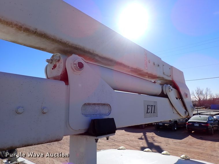 image for item IS9407 2011 Dodge Ram 5500HD  bucket truck