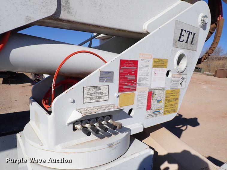 image for item IS9407 2011 Dodge Ram 5500HD  bucket truck