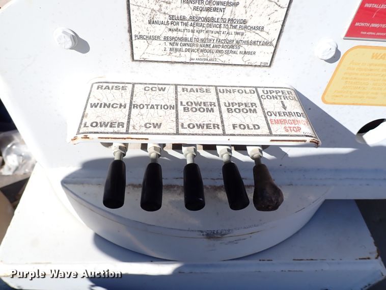 image for item IS9407 2011 Dodge Ram 5500HD  bucket truck