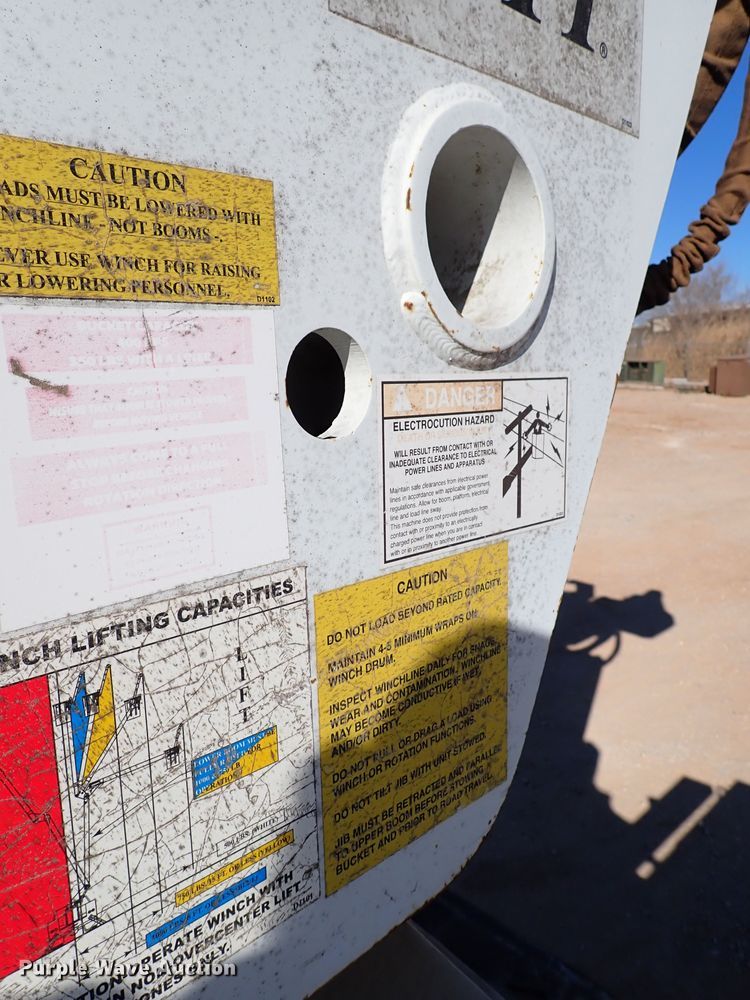 image for item IS9407 2011 Dodge Ram 5500HD  bucket truck