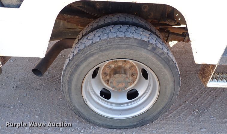 image for item IS9407 2011 Dodge Ram 5500HD  bucket truck