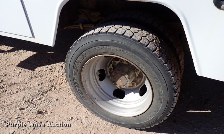 image for item IS9407 2011 Dodge Ram 5500HD  bucket truck