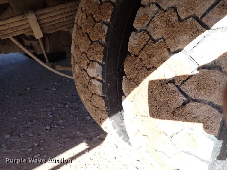 image for item IS9407 2011 Dodge Ram 5500HD  bucket truck