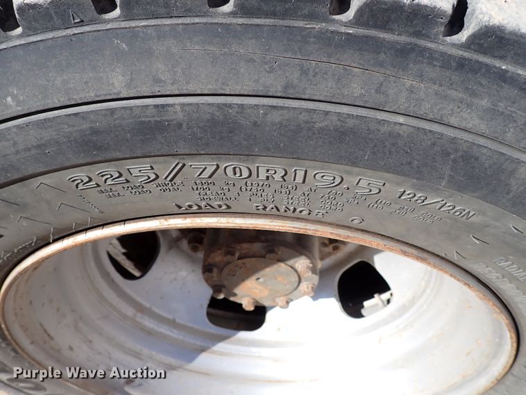 image for item IS9407 2011 Dodge Ram 5500HD  bucket truck