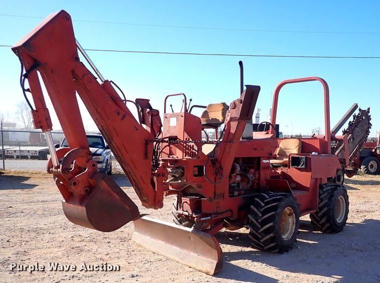 image for item IS9409 1993 Ditch Witch 5110  trencher