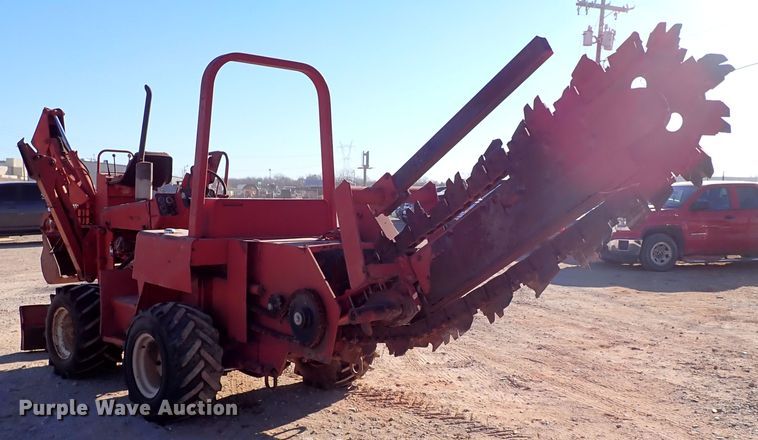 image for item IS9409 1993 Ditch Witch 5110  trencher