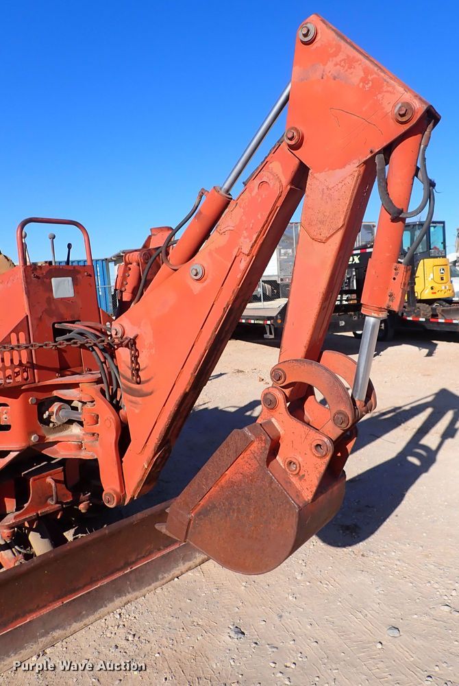 image for item IS9409 1993 Ditch Witch 5110  trencher