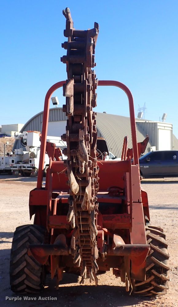 image for item IS9409 1993 Ditch Witch 5110  trencher