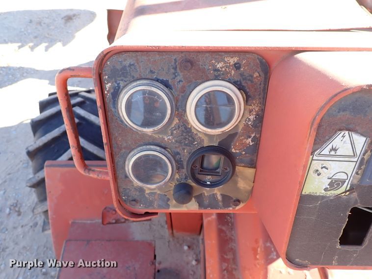 image for item IS9409 1993 Ditch Witch 5110  trencher