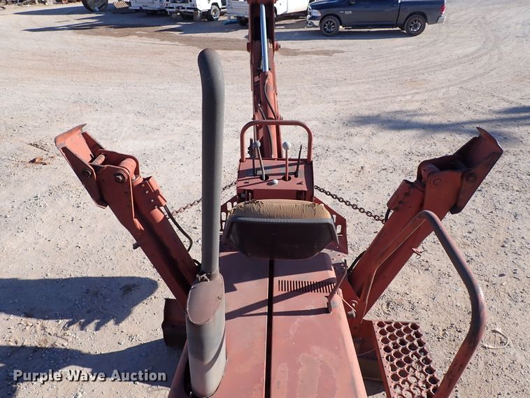 image for item IS9409 1993 Ditch Witch 5110  trencher