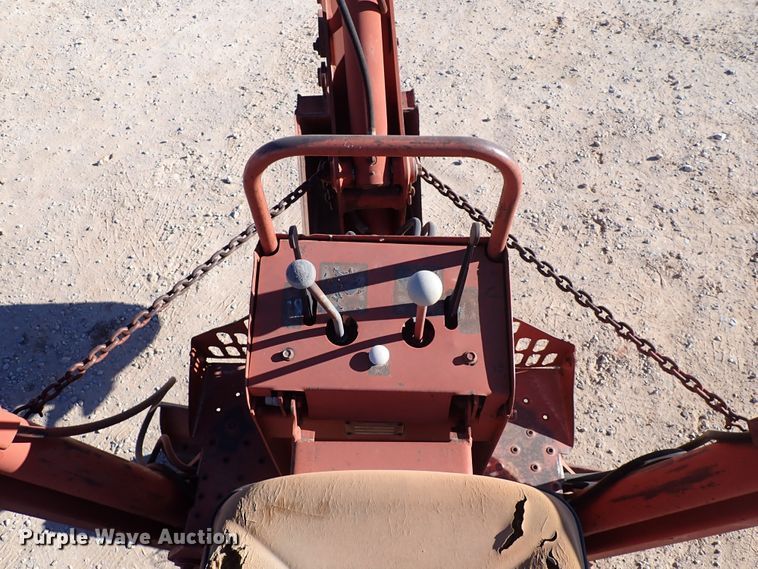 image for item IS9409 1993 Ditch Witch 5110  trencher