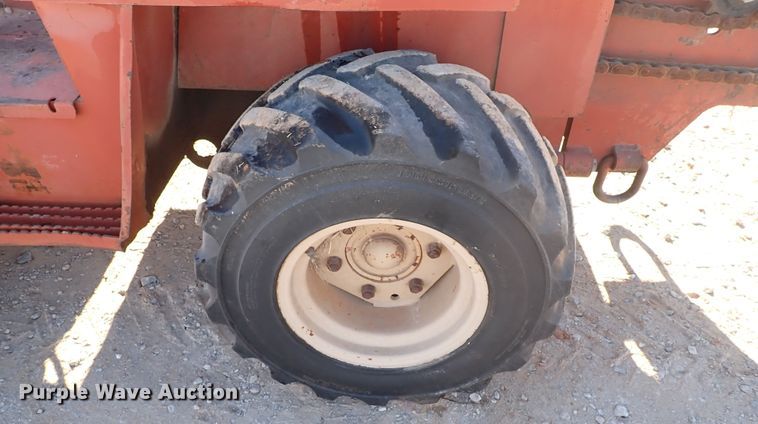 image for item IS9409 1993 Ditch Witch 5110  trencher