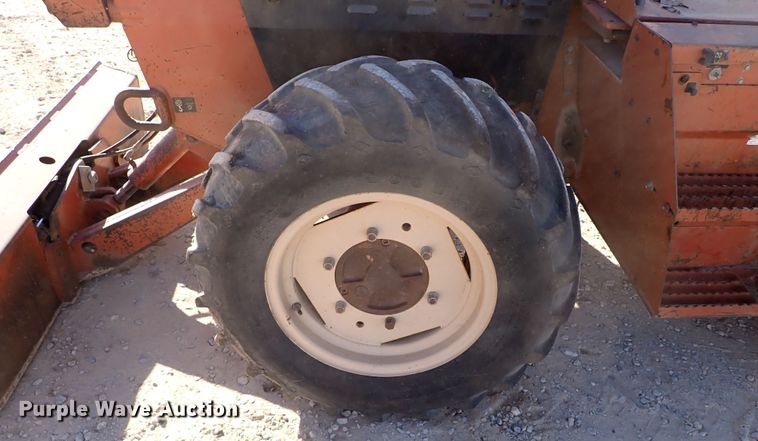 image for item IS9410 Ditch Witch 7020  trencher