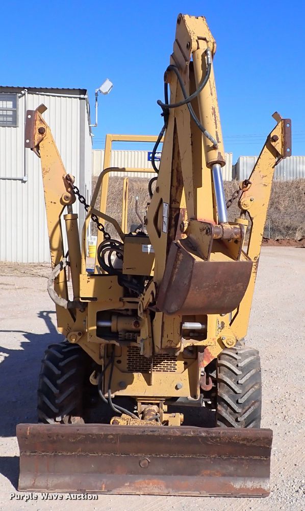 image for item IS9411 1998 Vermeer 3550A  trencher