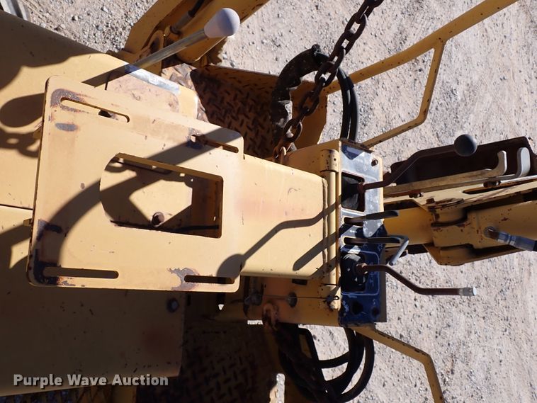 image for item IS9411 1998 Vermeer 3550A  trencher