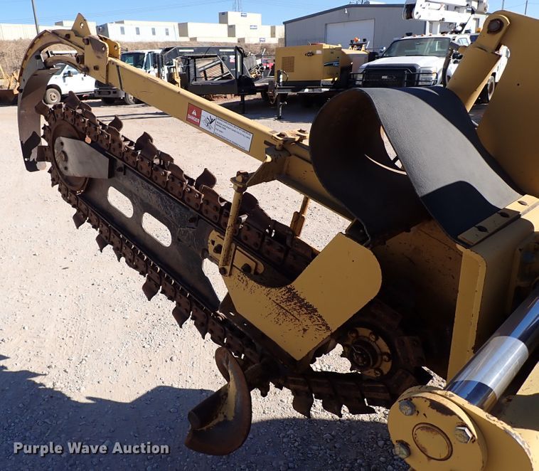 image for item IS9411 1998 Vermeer 3550A  trencher