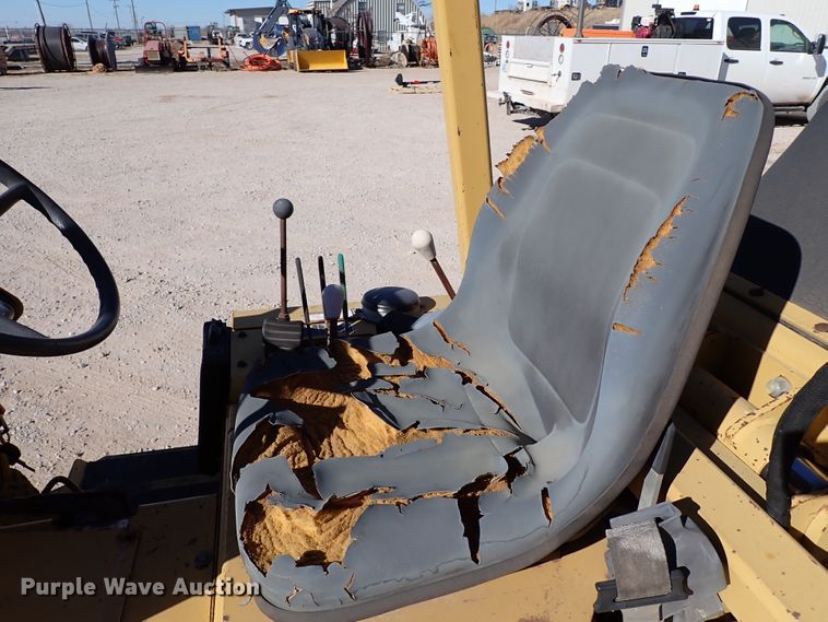 image for item IS9411 1998 Vermeer 3550A  trencher