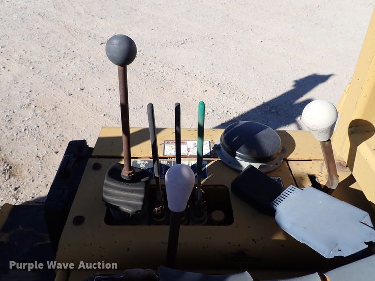 image for item IS9411 1998 Vermeer 3550A  trencher