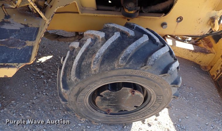 image for item IS9411 1998 Vermeer 3550A  trencher