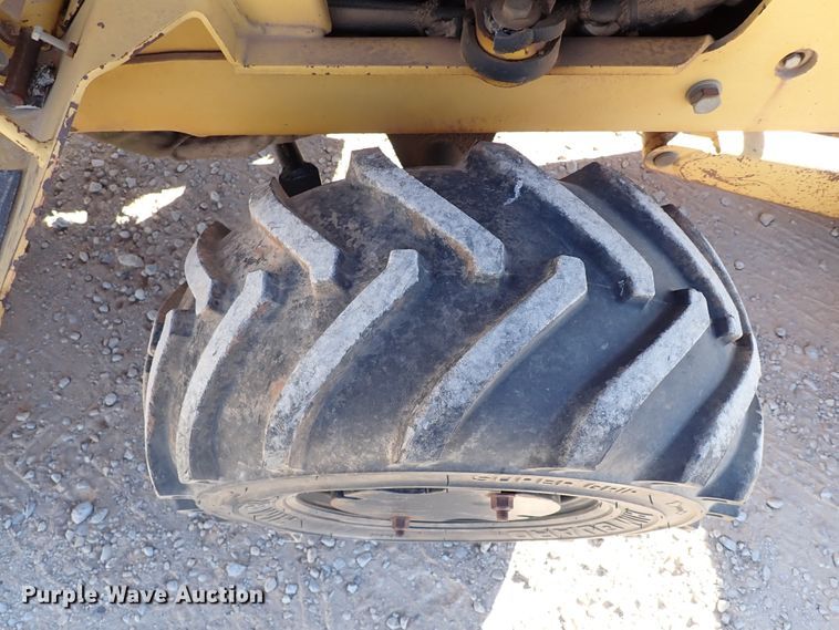 image for item IS9411 1998 Vermeer 3550A  trencher