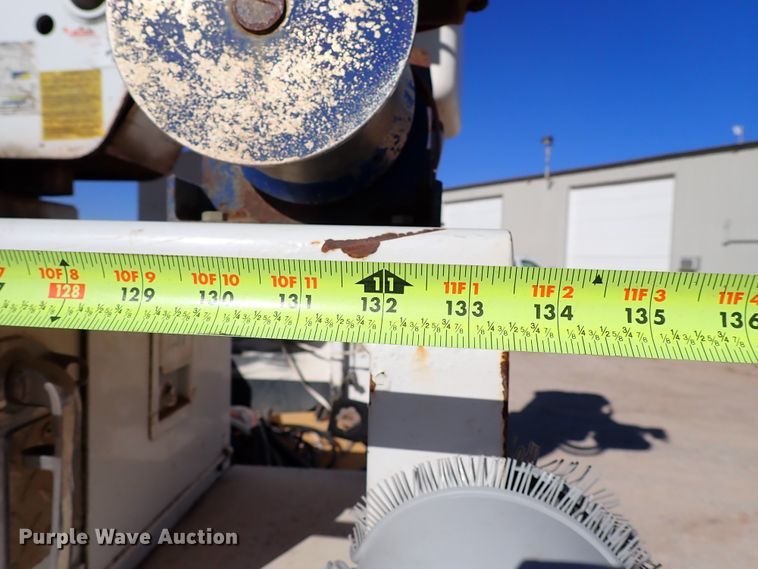 image for item IS9412 2013 Ford F550 Super Duty  bucket truck