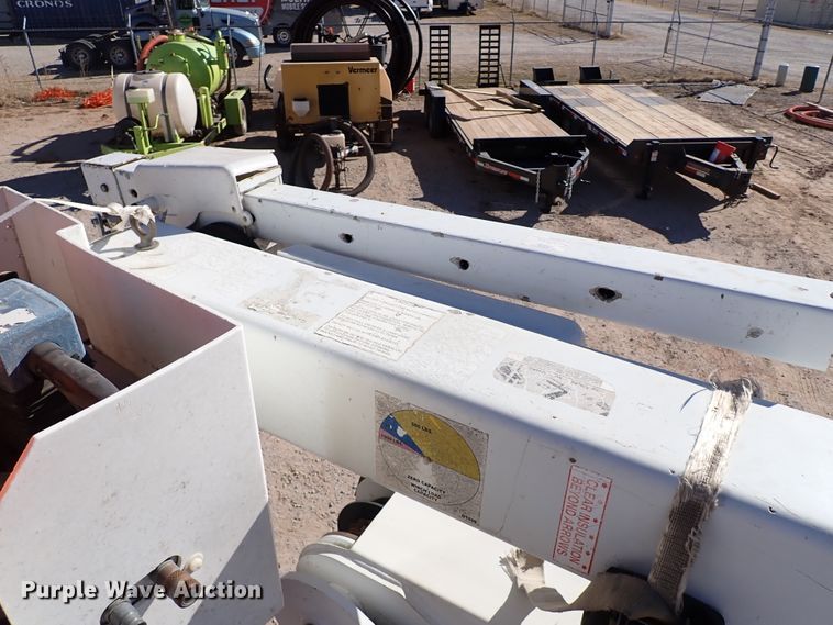 image for item IS9412 2013 Ford F550 Super Duty  bucket truck