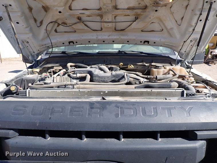 image for item IS9412 2013 Ford F550 Super Duty  bucket truck