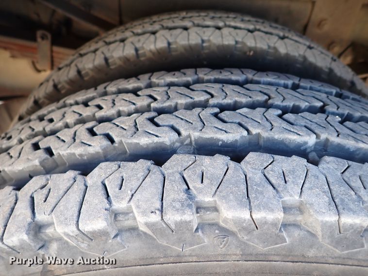 image for item IS9412 2013 Ford F550 Super Duty  bucket truck