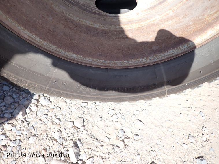 image for item IS9412 2013 Ford F550 Super Duty  bucket truck