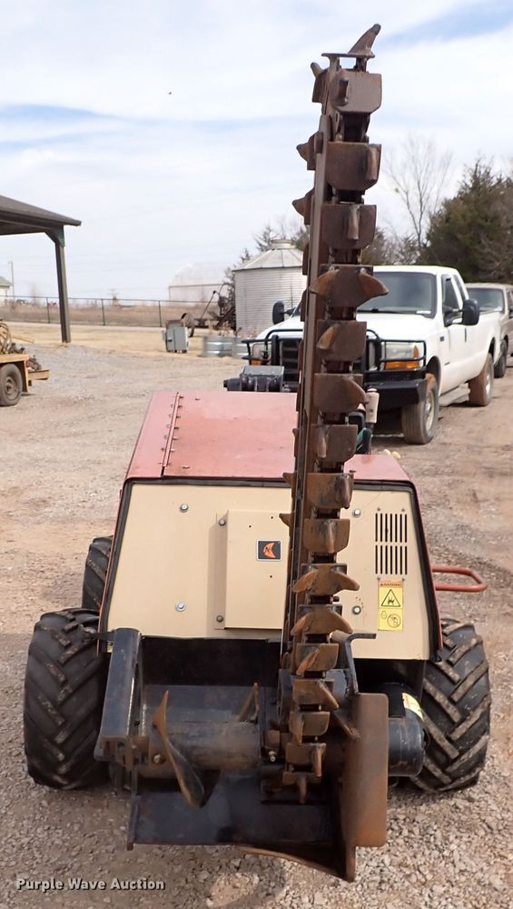image for item IS9489 2001 Ditch Witch 410SX  trencher