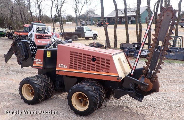 image for item IS9489 2001 Ditch Witch 410SX  trencher