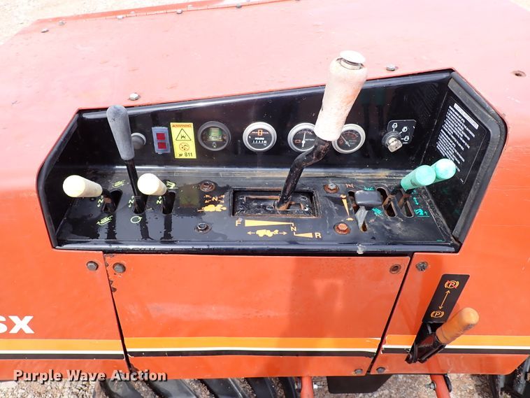 image for item IS9489 2001 Ditch Witch 410SX  trencher