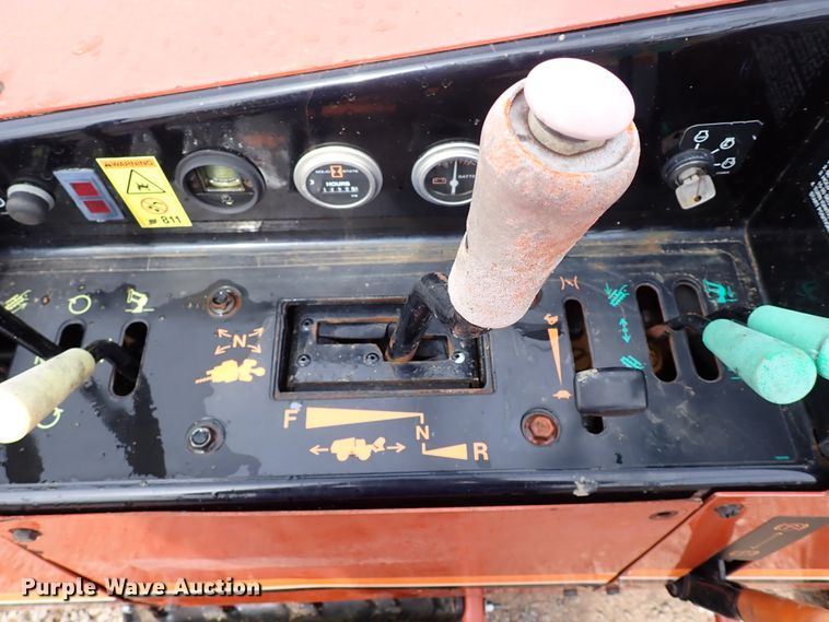 image for item IS9489 2001 Ditch Witch 410SX  trencher