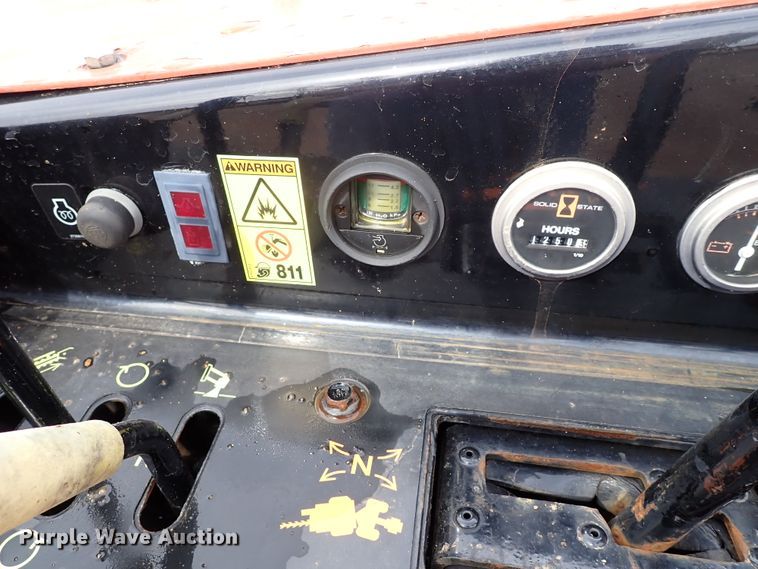 image for item IS9489 2001 Ditch Witch 410SX  trencher