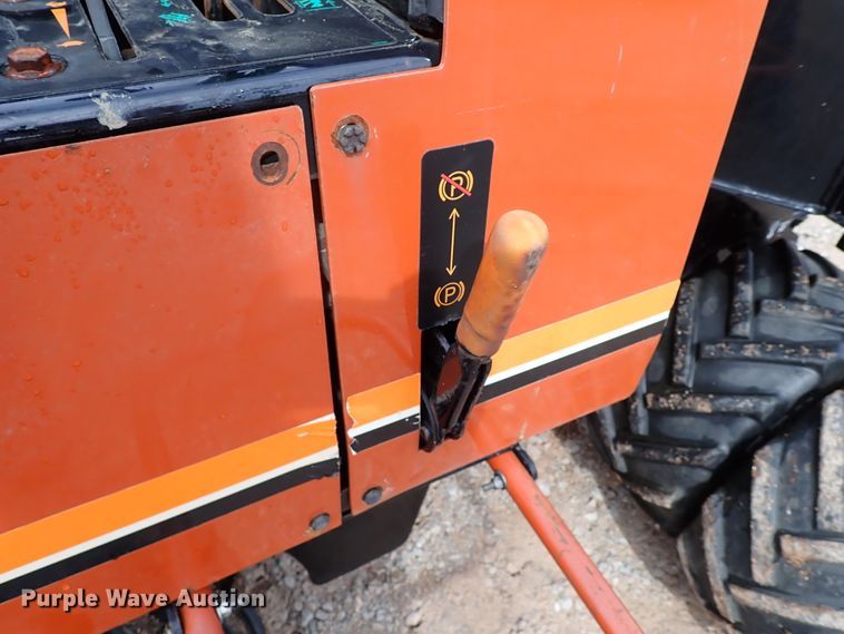 image for item IS9489 2001 Ditch Witch 410SX  trencher