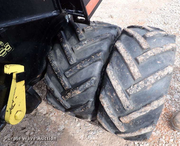 image for item IS9489 2001 Ditch Witch 410SX  trencher