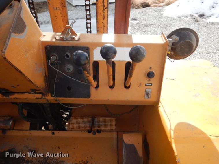 image for item IU9821 Case 585E  forklift