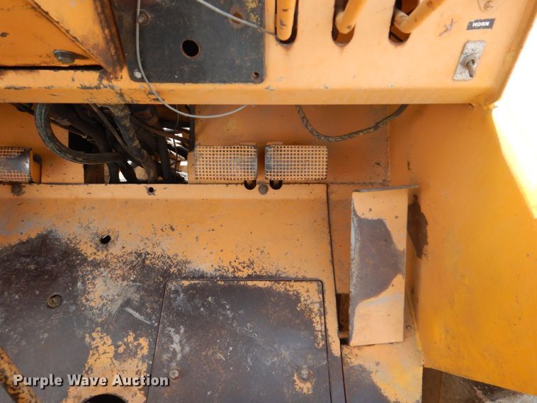 image for item IU9821 Case 585E  forklift