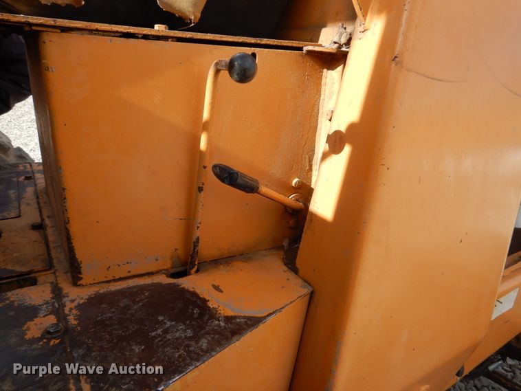 image for item IU9821 Case 585E  forklift