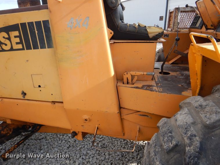 image for item IU9821 Case 585E  forklift