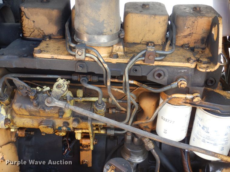 image for item IU9821 Case 585E  forklift