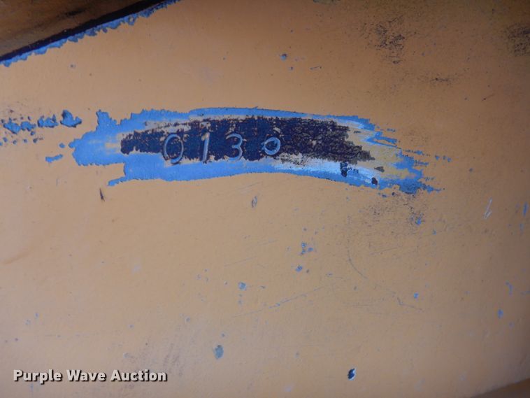 image for item IU9821 Case 585E  forklift