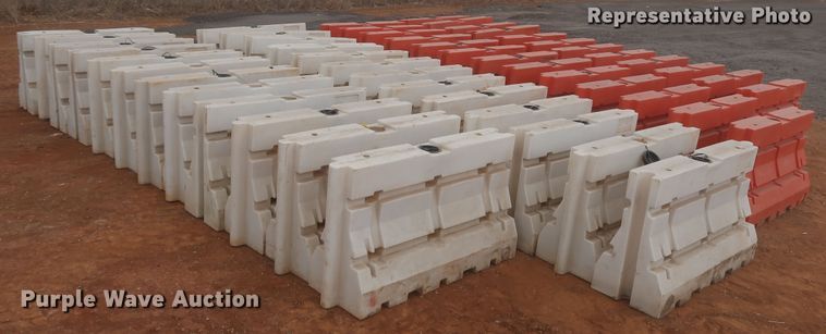 image for item IY9070 (50) Armorcast Guardian 170 road safety barriers