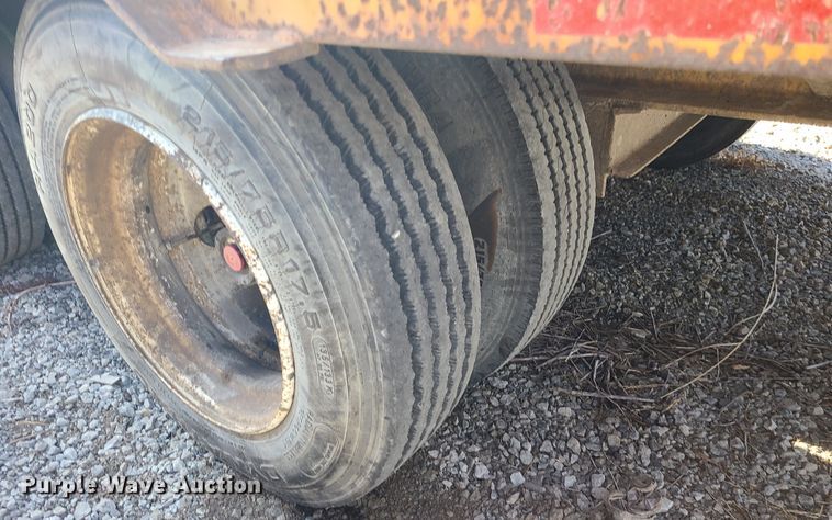 image for item JG9236 2005 Belshe  equipment trailer