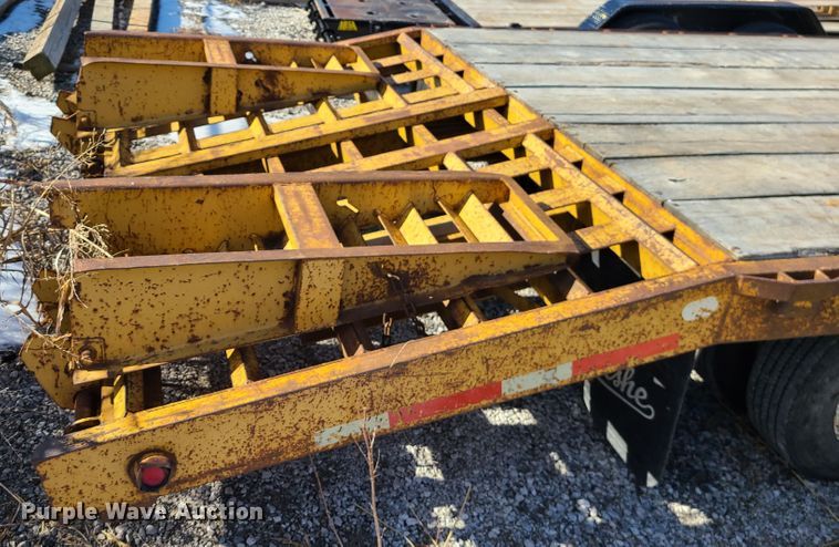 image for item JG9236 2005 Belshe  equipment trailer