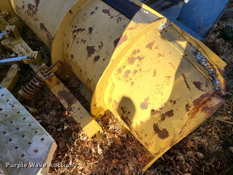 image for item JG9257 11'W snow plow